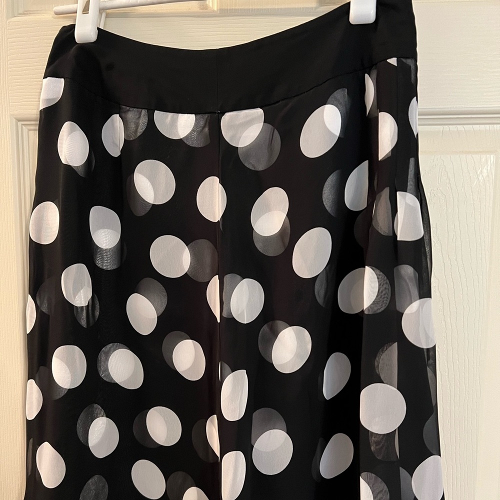 Ann Taylor knee length skirt